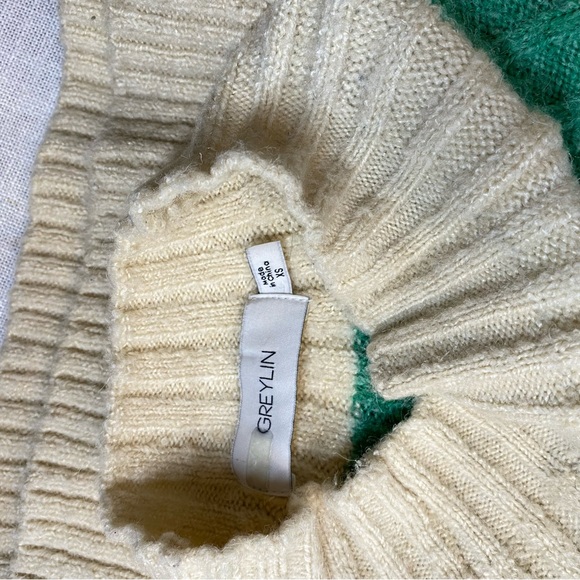 Cream sweater with Green, blue and grey striped top of sweater - Picture 6 of 6